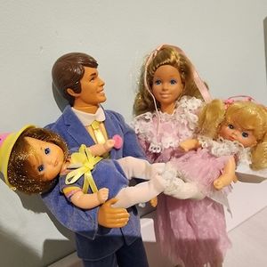Barbie Heart Family Mom, Dad and Two Kids, 80s, Vintage Barbie, Barbie Doll, Ken